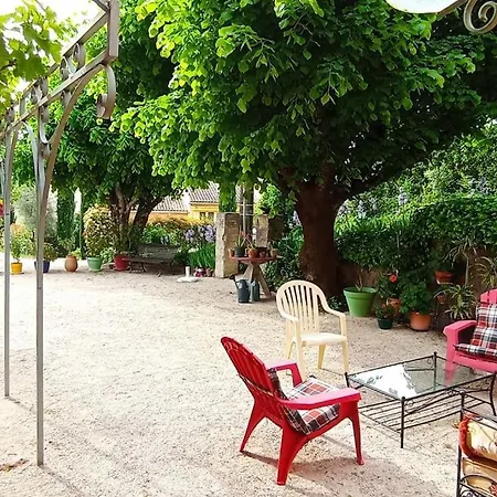 Holiday home A L'ombre Des Tilleuls